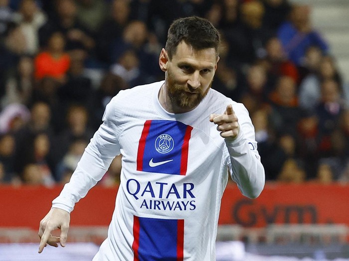Soccer Football - Ligue 1 - OGC Nice v Paris St Germain - Allianz Riviera, Nice, France - April 8, 2023 Paris St Germain's Lionel Messi celebrates scoring their first goal REUTERS/Eric Gaillard