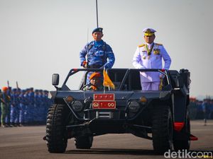 Panglima TNI Pimpin Upacara HUT ke-77 TNI AU