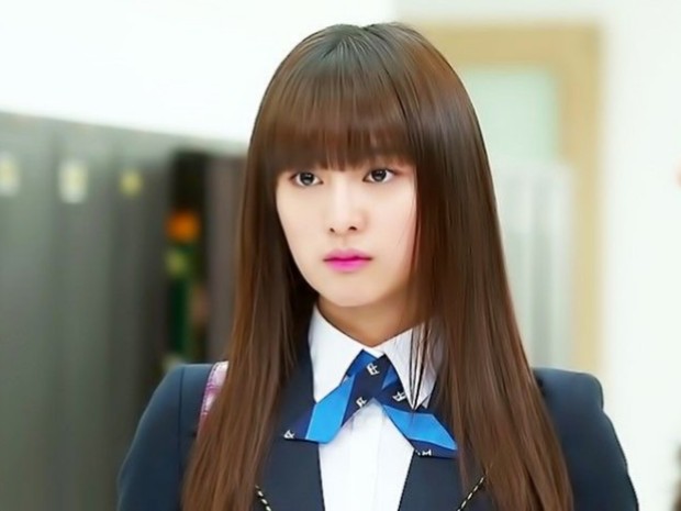 Potret Kim Ji Won dalam drama The Heirs