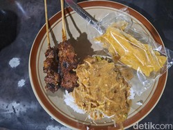 Maknyus! Empuk Pedas Sate Kampret Khas Jombang yang Cocok Buat Sahur
