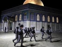 Apa yang Terjadi di Al-Aqsa? Mengapa Berulang Timbul Bentrokan?