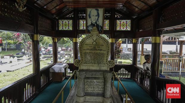 Makam Cut Nyak Dhien di Gunung Puyuh, Sumedang, Kamis, 23 Maret 2023. CNN Indonesia/Adhi Wicaksono