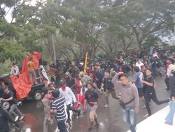 1 Polisi Terluka-4 Orang Diamankan Buntut Ricuh Demo UU Ciptaker di Gorontalo