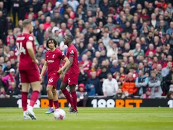 Legenda MU: Pertahanan Liverpool Seperti Pub, Berantakan