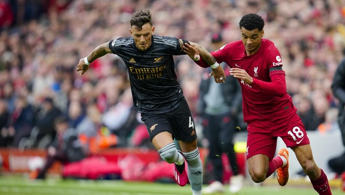 Duel Liverpool vs Arsenal Tanpa Pemenang Pertandingan Liverpool vs Arsenal berlangsung di Anfield, Minggu (9/4/2023) malam. Kedua tim menyudahi pertandingan dengan skor 2-2.