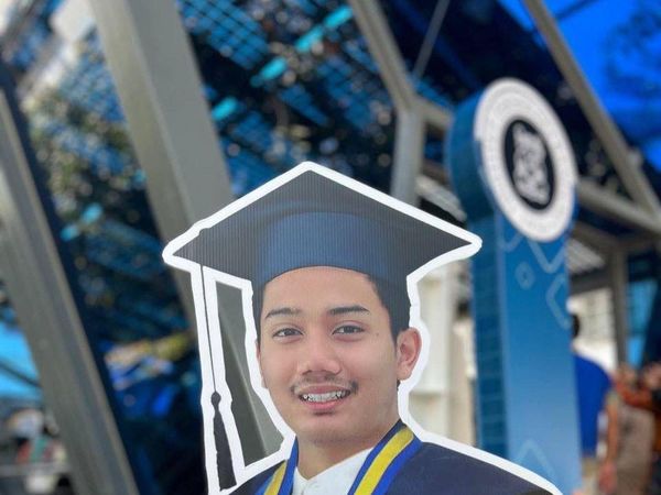7 Potret Wisuda Eril di ITB, Resmi Sandang ST dengan IPK 3,26