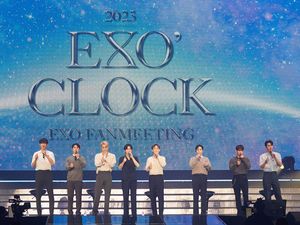 Profesional! EXO Syuting Variety Show di Tengah Drama Kontrak Budak Profesional! EXO Syuting Variety Show di Tengah Drama Kontrak Budak