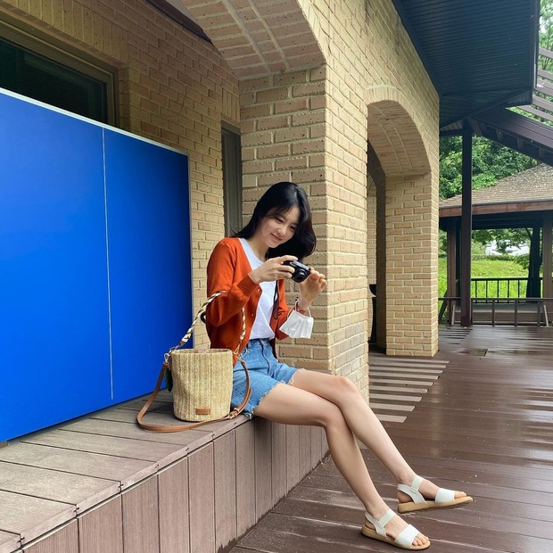 Gaya fashion Shin Ye-eun