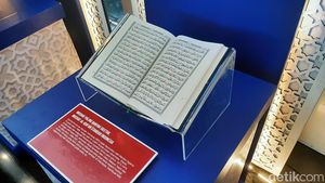 9 Mushaf Al-Quran Fenomenal di Pameran Kemenag