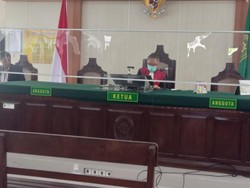 Rektor Unud dan Kejati Bali Mangkir, Sidang Praperadilan Korupsi SPI Ditunda