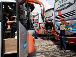 Jelang Mudik, Bus AKAP di Palembang Diperiksa Kelaikannya