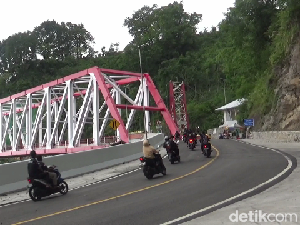 Jembatan Besuk Kobokan Penghubung Lumajang-Malang Siap Dilintasi Pemudik 2023 Jembatan Besuk Kobokan Penghubung Lumajang-Malang Siap Dilintasi Pemudik 2023
