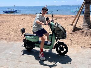 7 Foto Kenzou Anak Tamara Bleszynski-Mike Lewis yang Sudah ABG, Makin Ganteng