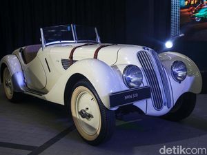 Langka! BMW Ini Hanya Ada Dua di Indonesia