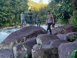 Pria di Mamasa 3 Hari Hilang Terseret Arus Sungai, Keluarga Gelar Ritual Adat