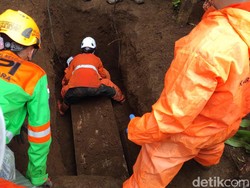 Makam 5 Korban Slamet Dukun Banjarnegara Kembali Dibongkar