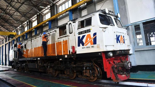 Begini Proses Perawatan Lokomotif Jelang Musim Mudik