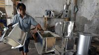 Permintaan Meningkat, Perajin Oven Panen Rezeki