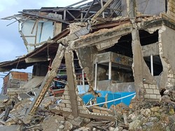 14 Rumah Warga Pasir Panjang Rusak Diterjang Gelombang Tinggi