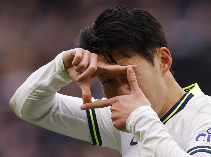 Soccer Football - Premier League - Tottenham Hotspur v Nottingham Forest - Tottenham Hotspur Stadium, London, Britain - March 11, 2023 Tottenham Hotspur's Son Heung-min celebrates scoring their third goal Action Images via Reuters/Andrew Couldridge EDITORIAL USE ONLY. No use with unauthorized audio, video, data, fixture lists, club/league logos or 'live' services. Online in-match use limited to 75 images, no video emulation. No use in betting, games or single club /league/player publications.  Please contact your account representative for further details.