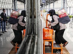 Imbauan KAI ke Pemudik: Wajib Pakai Masker-Datang 1 Jam Lebih Awal
