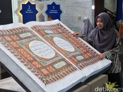 Potret 9 Mushaf Al-Quran Fenomenal Dipamerkan di Kemenag