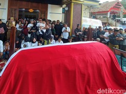 Anak Syukur Bijak Jadi Tokoh Adat Katomakakaan Bolong Gantikan Sang Ayah
