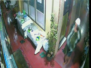 2 Pria Nekat Curi Kotak Amal Masjid di Jambi saat Salat Subuh