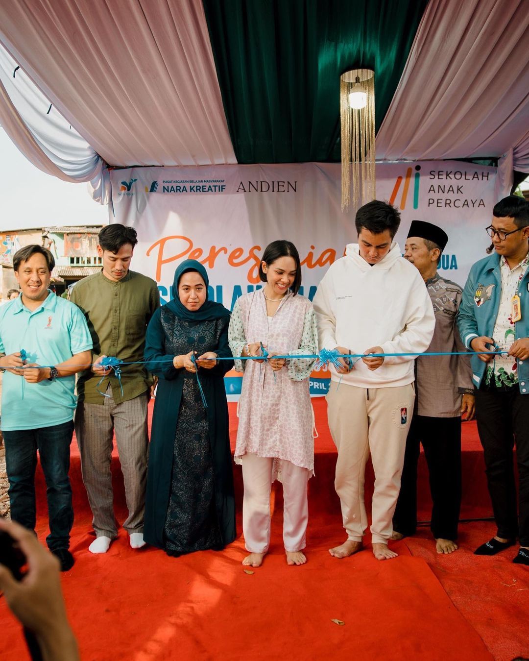 Andien kembali resmikan sekolah gratis di kampung pemulung