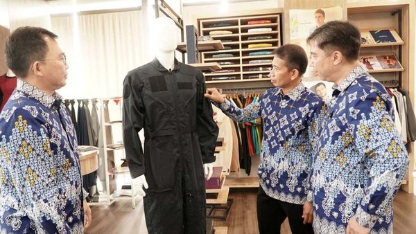 BELL Bagikan Dividen