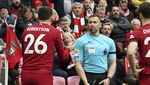 Foto: Constantine Hatzidakis, Wasit Kekar yang Sikut Andy Robertson