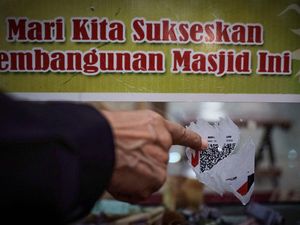 Dewan Masjid Indonesia soal QRIS Palsu: Oknum Superkreatif Tak Bermoral! Dewan Masjid Indonesia soal QRIS Palsu: Oknum Superkreatif Tak Bermoral!