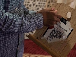 Tempel QRIS Palsu di Kotak Amal 38 Masjid, Iman Raup Rp 13 Juta Sepekan