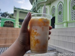 Jalan Sore di Sarolangun, Wajib Cicipi Es Jagung Manis Segar