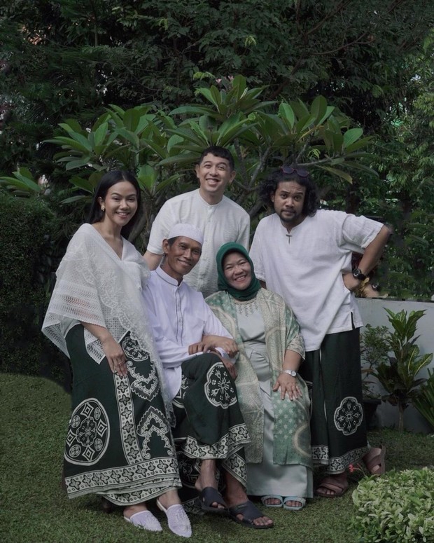 Foto: instagram.com/yurayunita Keluarga Yura Yunita/