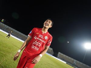 Hansamu Yama Cedera Kaki, Harus Jalani MRI Hansamu Yama Cedera Kaki, Harus Jalani MRI