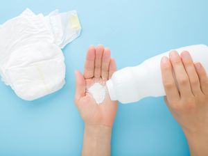 Dokter Anak Minta Pemerintah Kaji Ulang Bedak Bayi Sebelum Dipasarkan