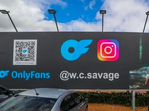 Model OnlyFans Pakai Bikini Promosikan Diri Lewat Billboard, Dikritik Cabul