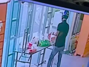 5 Aksi Driver Ojol yang Nekat Curi Minuman hingga Makanan Pelanggan 5 Aksi Driver Ojol yang Nekat Curi Minuman hingga Makanan Pelanggan