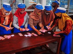 Asyik! Buruh Pabrik Rokok Djarum Kebagian THR Rp 117 M