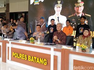 Pengasuh Ponpes di Batang Perkosa Belasan Santriwati! Pengasuh Ponpes di Batang Perkosa Belasan Santriwati!