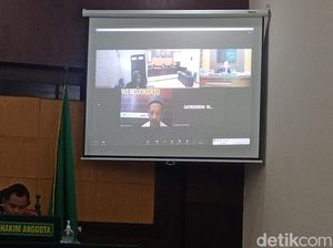 Pedagang Sayur yang Cabuli Anak Tiri di Mojokerto Divonis 5 Tahun Penjara Pedagang Sayur yang Cabuli Anak Tiri di Mojokerto Divonis 5 Tahun Penjara