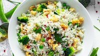 Resep Nasi Goreng Sayuran dan Telur yang Bernutrisi untuk Sarapan