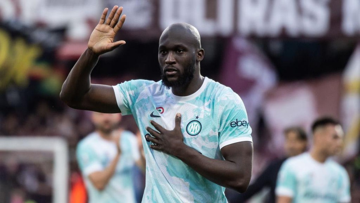Lukaku dilaporkan enggan bertahan di Chelsea. Foto: Getty Images/Ivan Romano