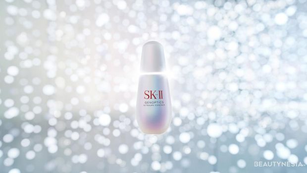 SK-II GENOPTICS ULTRAURA ESSENCE