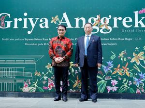 Basarah Jadikan Prasasti Kimilsungia Simbol Gerakan Kemerdekaan Palestina Basarah Jadikan Prasasti Kimilsungia Simbol Gerakan Kemerdekaan Palestina