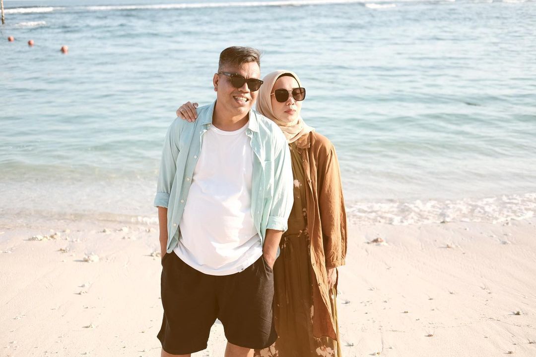 Abdel Achrian dan Riani Wahyuningsih