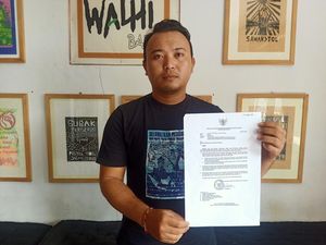 Walhi Diusir dari Rapat Terminal LNG, Pembahasan Jalan Terus Nih! Walhi Diusir dari Rapat Terminal LNG, Pembahasan Jalan Terus Nih!