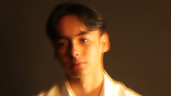 8 Foto Fattah Putra Attar Syach yang Sudah Dewasa, Paras Tampan Curi Atensi