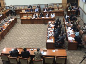 Rapat Komisi III DPR, Kapolri Beberkan Transformasi Operasional di Polri